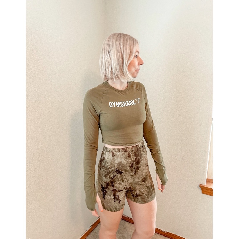 Size S green tie dye biker shorts,like new!